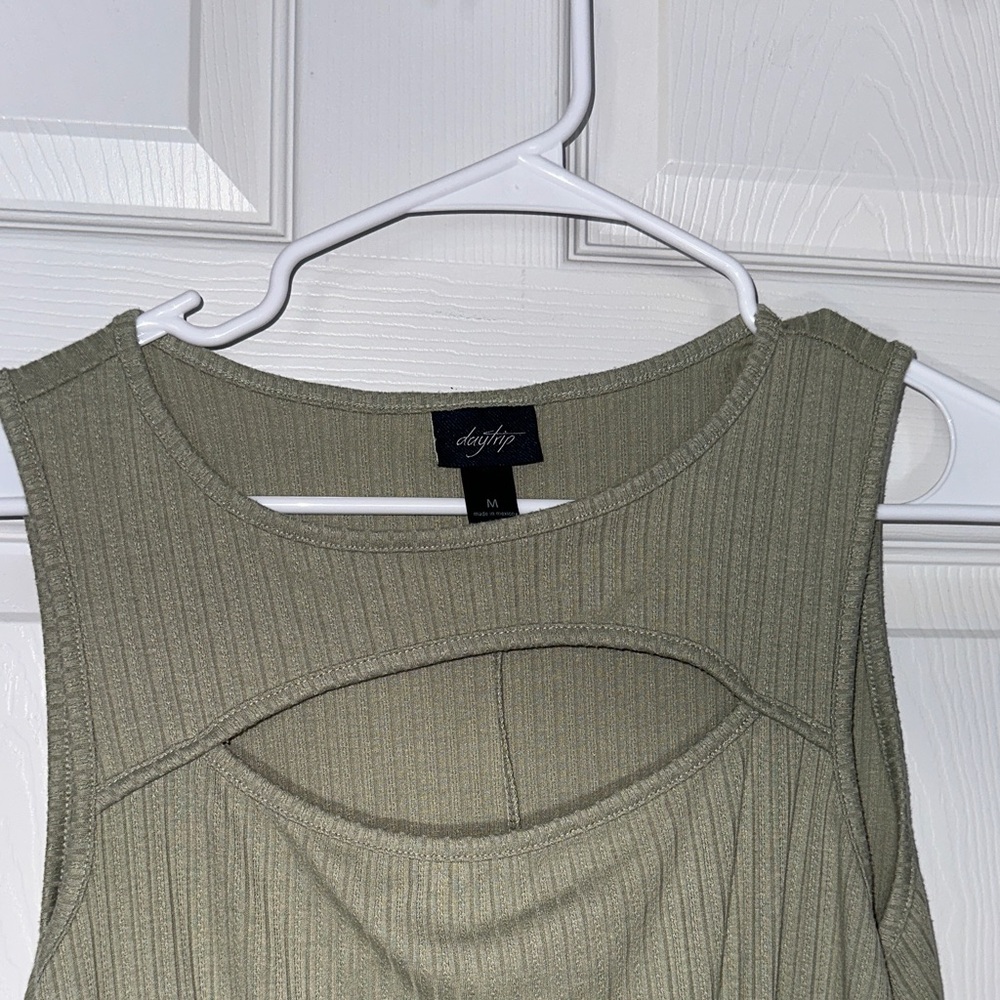 Daytrip Sage Green Cutout Tank Top with adjustable tie waist - Picture 4 of 6